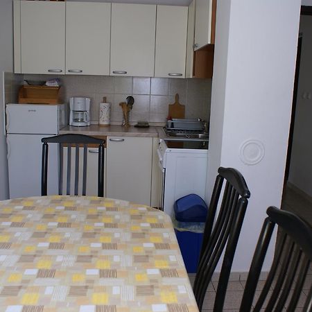 Apartment Ana M Крк Екстер'єр фото