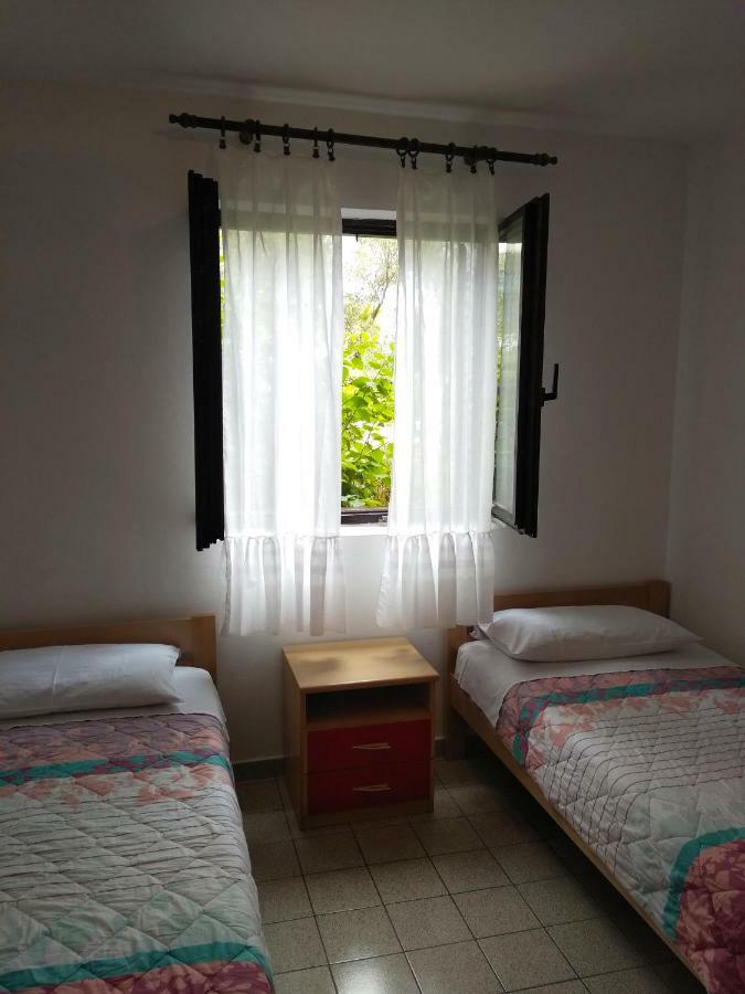Apartment Ana M Крк Екстер'єр фото